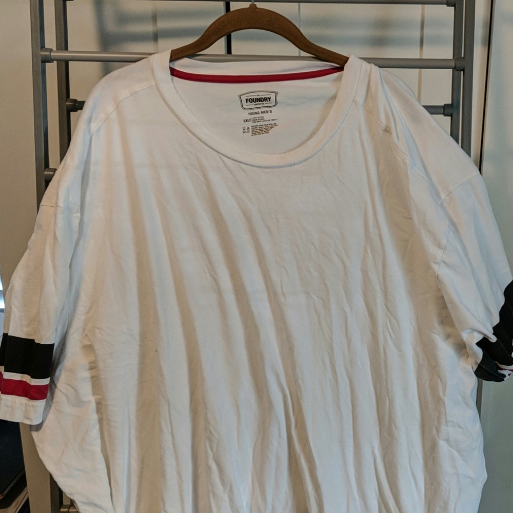 5XLT t-shirt